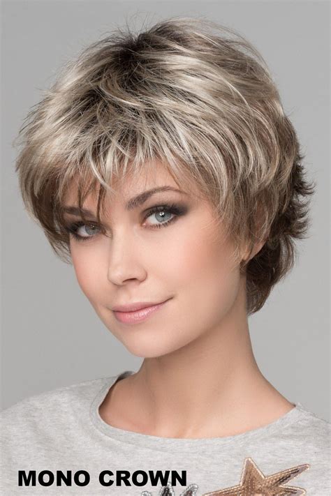 coupe de cheveux court femme 60 ans|Coupe courtes pour les femmes de plus de 60 ans : 40 coiffures。